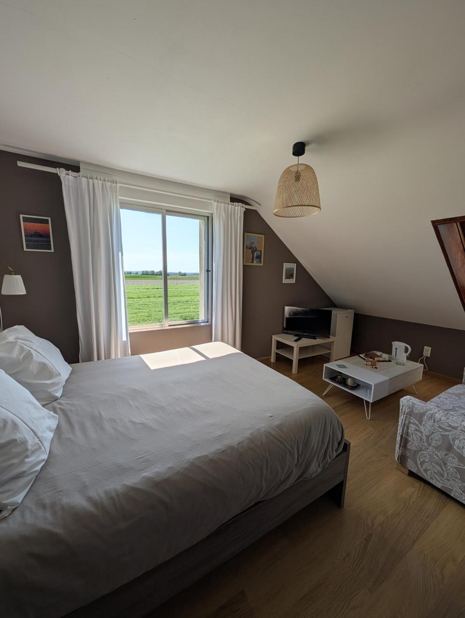 Bed and Breakfast A L Ombre Du Mont Saint Michel Huisnes-sur-Mer Экстерьер фото