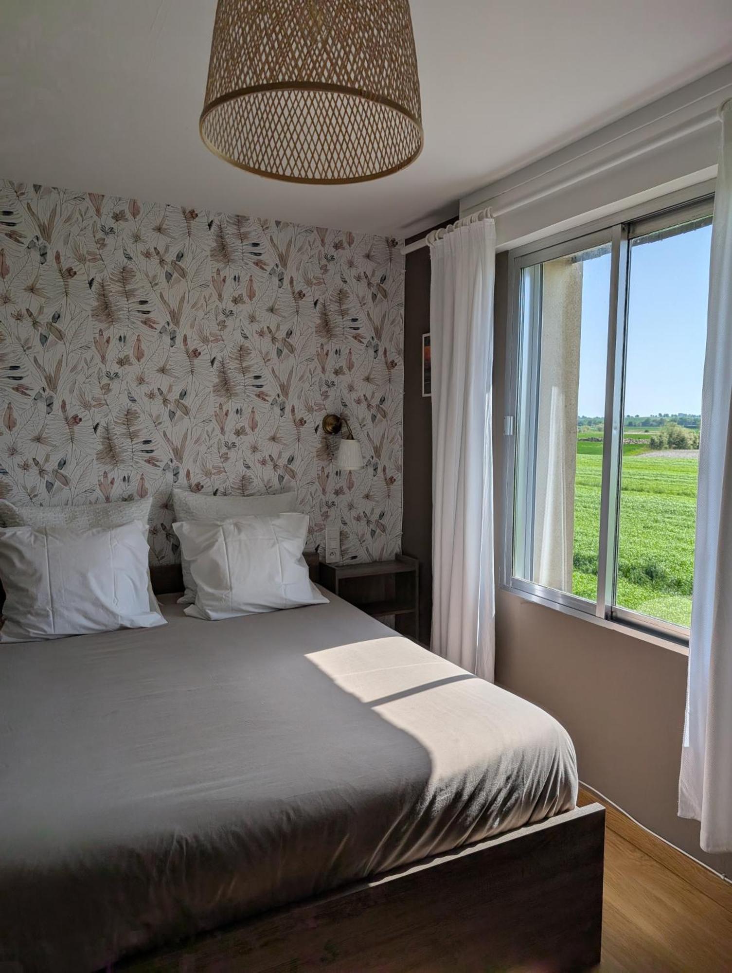 Bed and Breakfast A L Ombre Du Mont Saint Michel Huisnes-sur-Mer Экстерьер фото